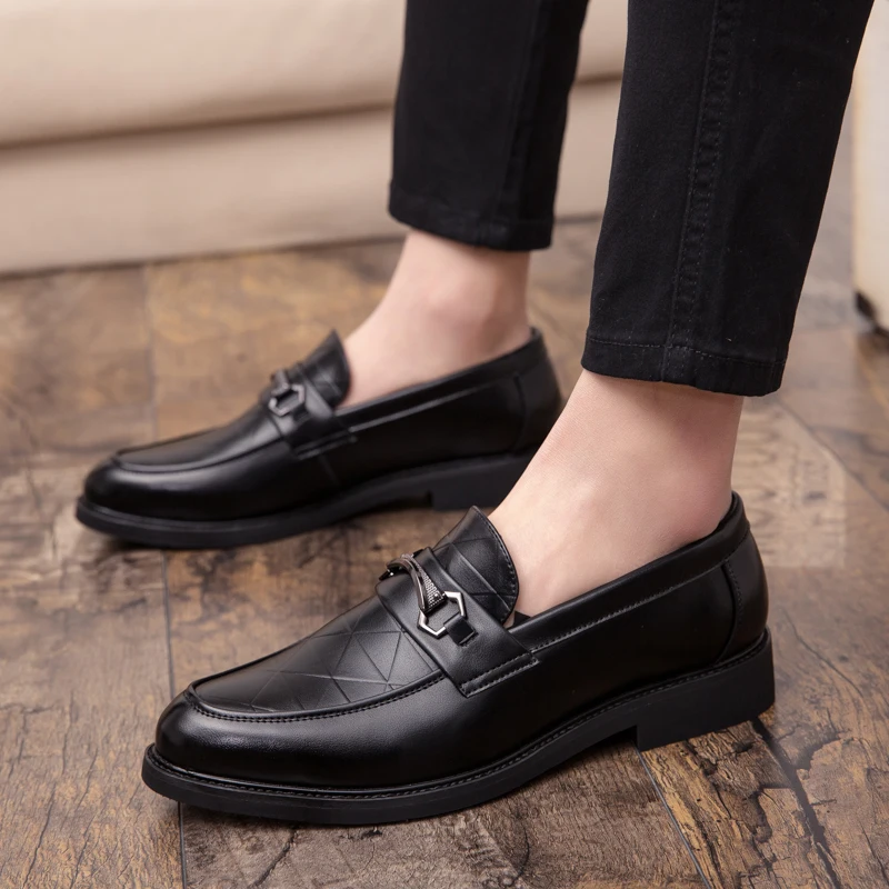 Новые Классические Мужские модельные туфли в деловом стиле модные элегантные свадебные туфли мужские черные офисные туфли-оксфорды без застежки для мужчин% 5055
