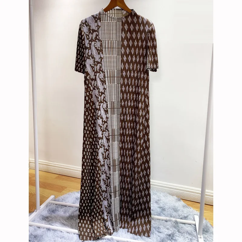 

Summer 2020 new Miyake pleated retro print short sleeve Mock Neck large size slim medium length dress free shipping