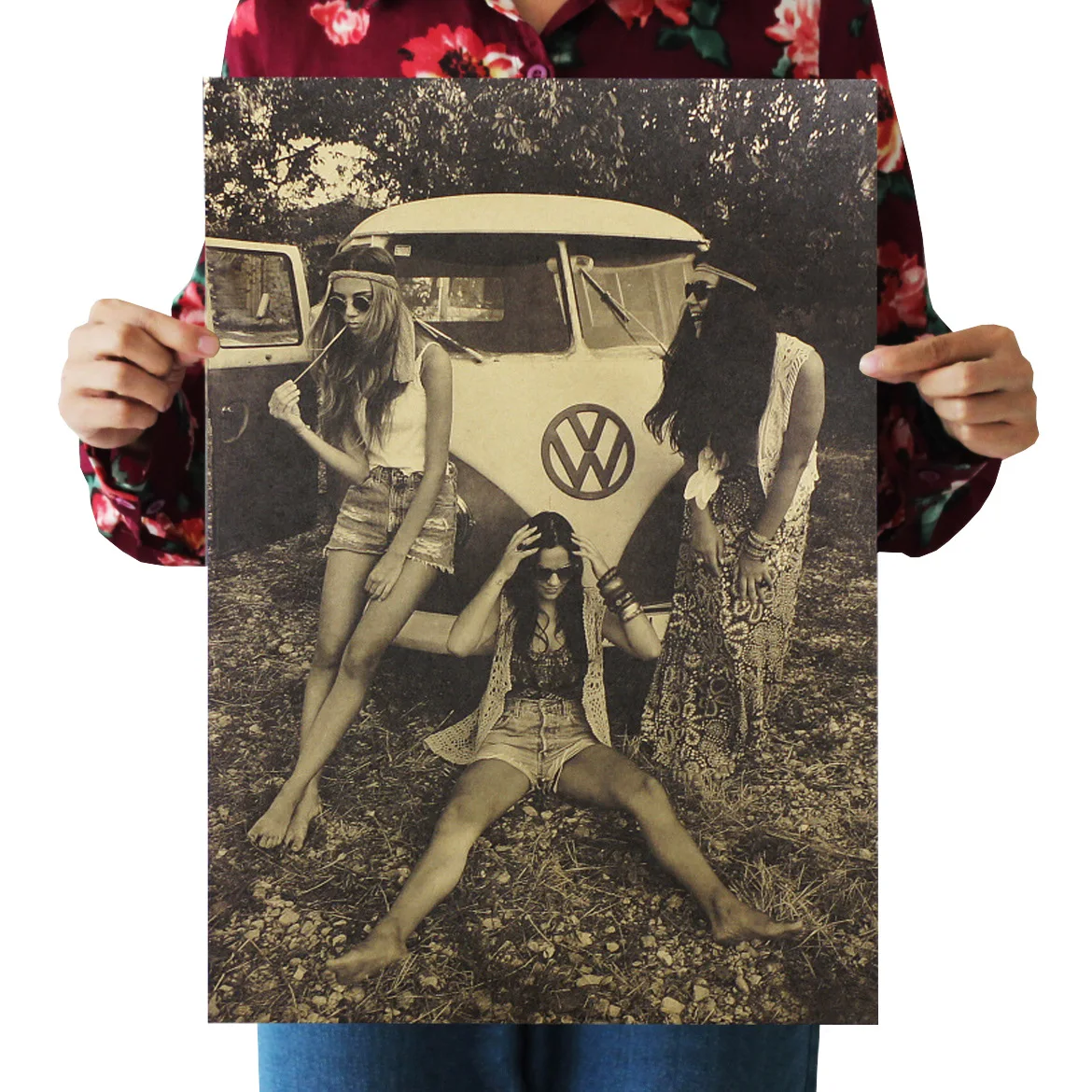 

[A7] Volkswagen And Beauty Nostalgic Retro Kraftpaper Poster Indoor Bar Cafe Decorative Painting