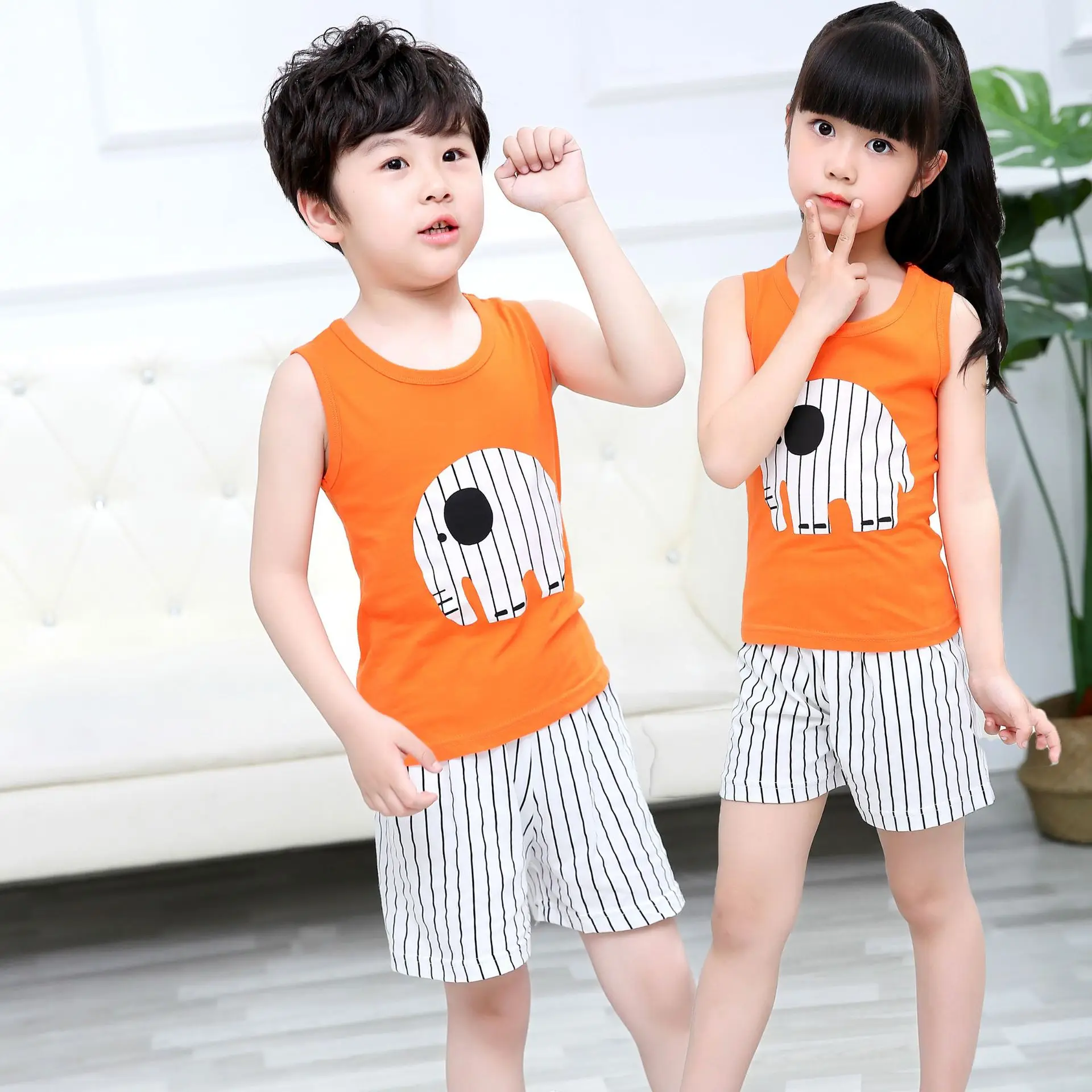 

2020 New Children Summer Cute Boys Girls Sleeveless Casual Striped Plaid Vest Shorts / Set Of School Cartoon Fashion Cotton1T-6T