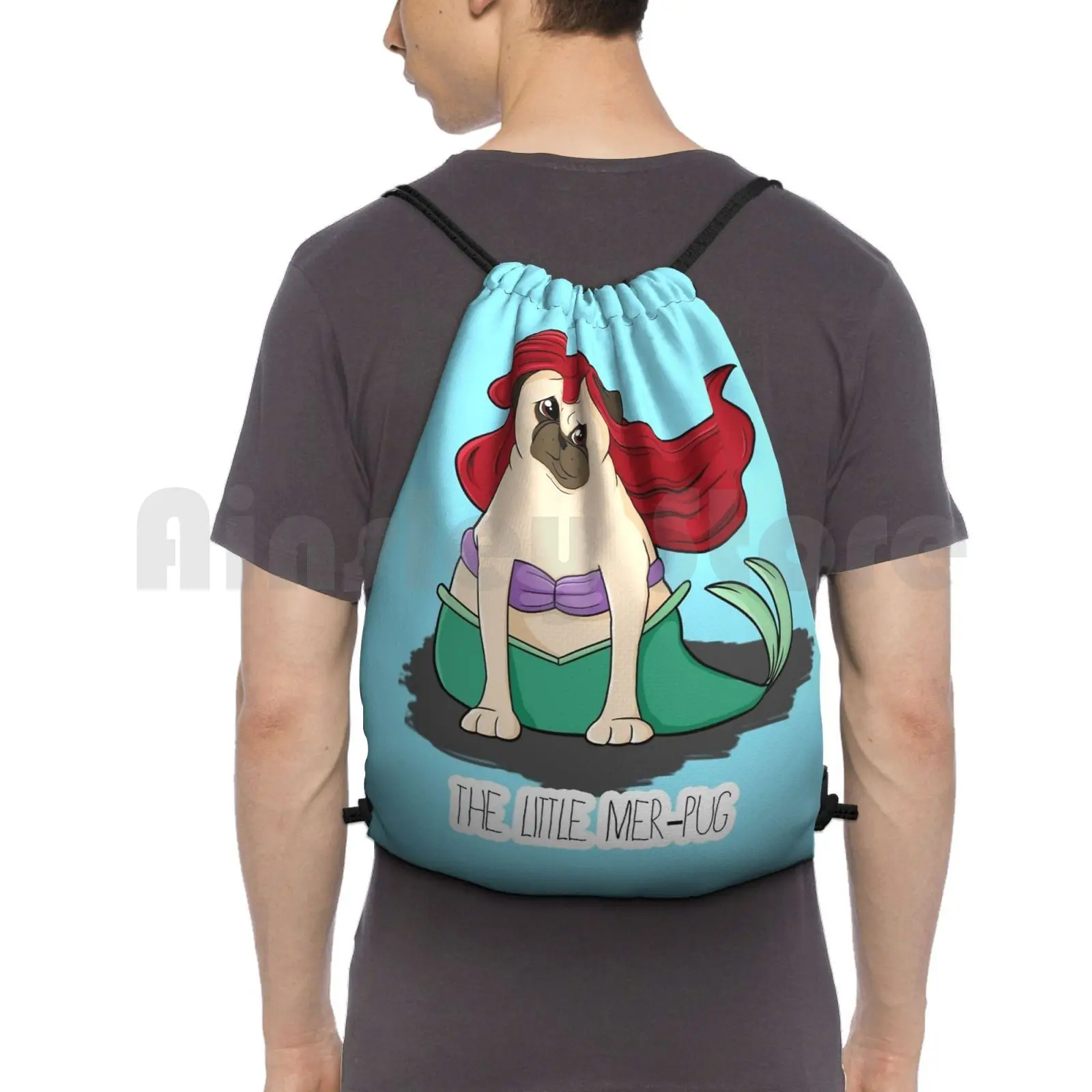 The Little Mer-Pug Zaino Borse Con Coulisse Borsa Da Palestra Impermeabile Pug Cute Funny Parody The Little Mermaid Mer Pug