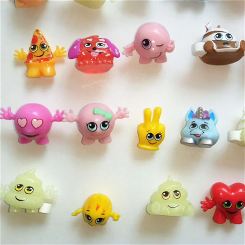 

New 50pcs/bag Mini Cute Lovely Puppet Big Eye Expression Doll Micro Landscape Action Figures for Capsule Egg Kids Children Toys