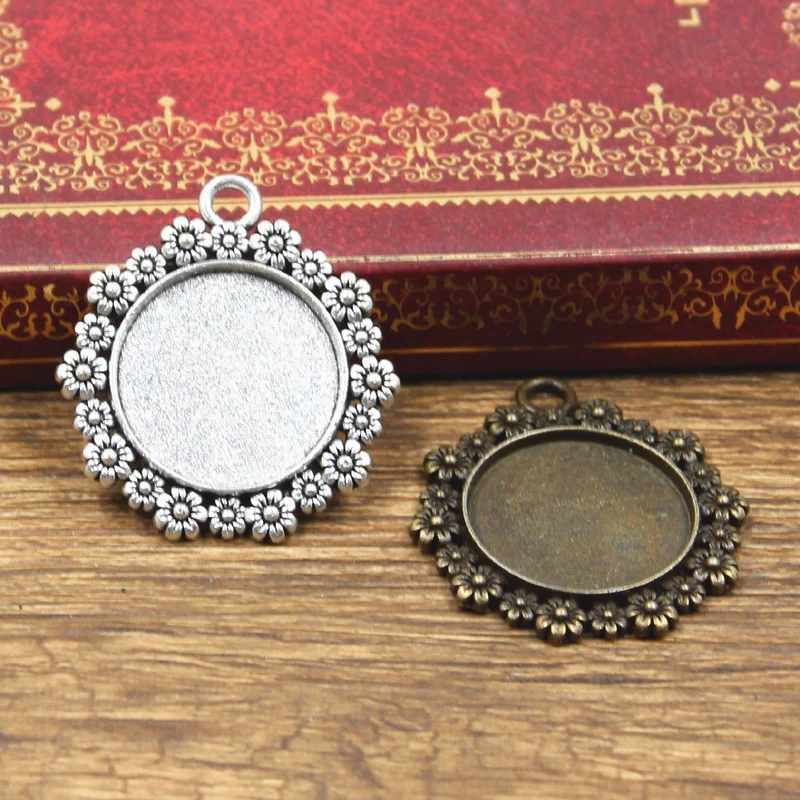 4 stücke Neue Mode 20mm Innere Größe Antik Bronze Silber Farbe Klassische Runde Blume Stil Cabochon Basis Einstellung Charms anhänger