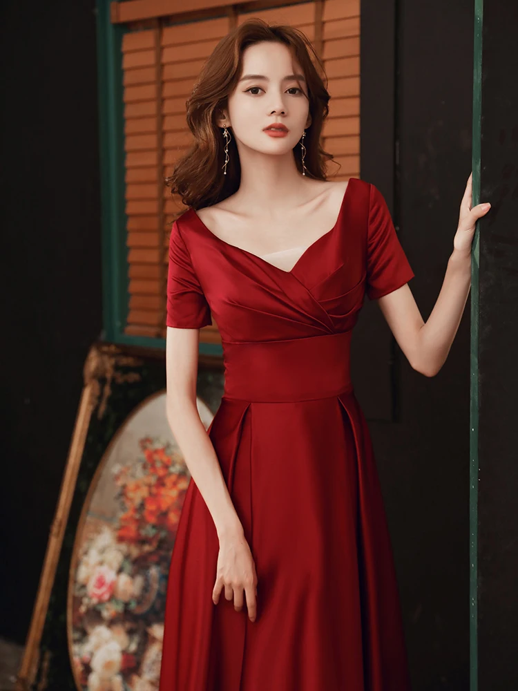 

Женское вечернее платье с коротким рукавом, V-образным вырезом