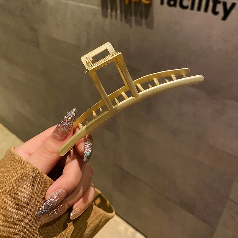 European and American Clip Headdress Hairpin Back Of The Head Clip Female 2021 New Summer Metal Shark Clip Hairpin For Woman - Image 3