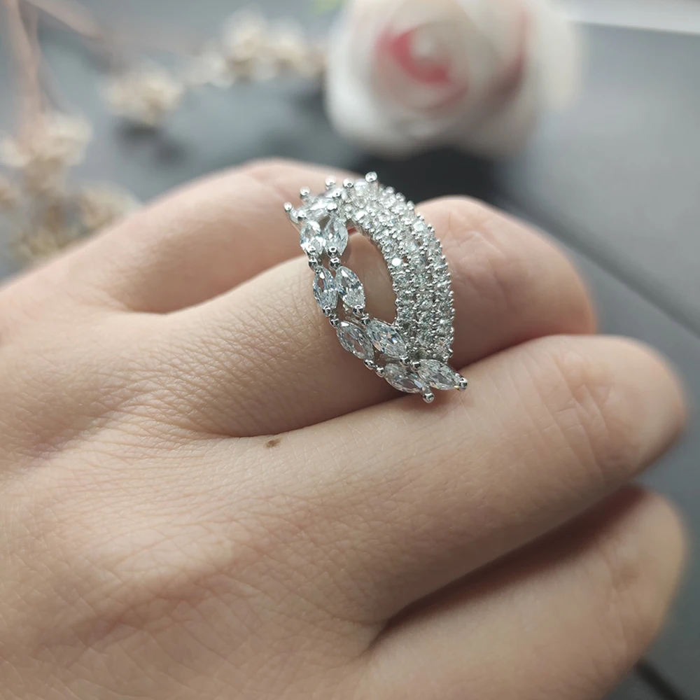 

Long shape Pretty Finger Ring for women Jewelry Rhodium plate Bright Crsytal CZ Female Rings Jewellery