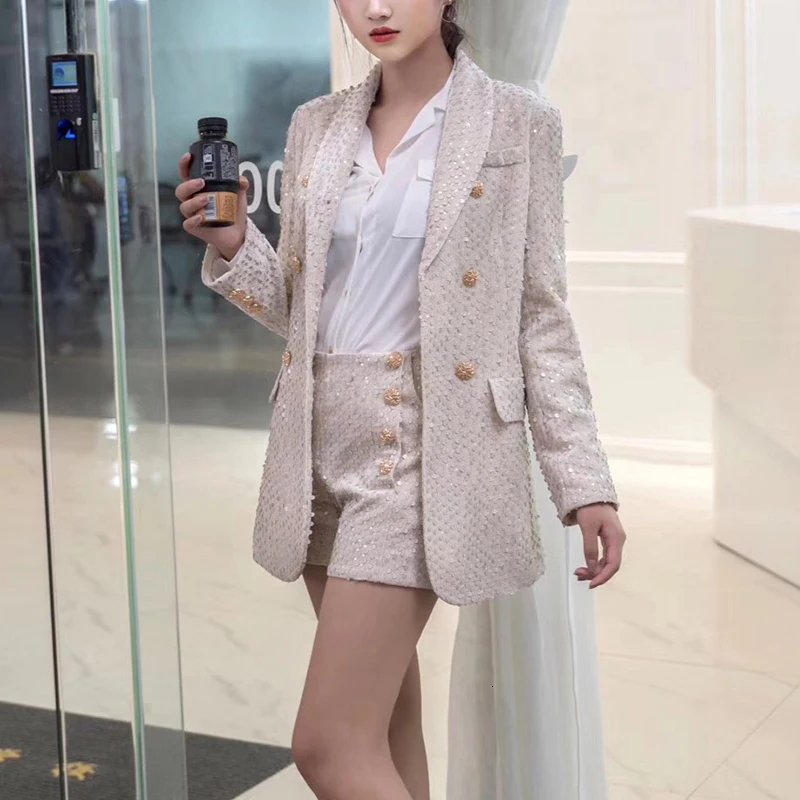 TWOTWINSTYLE вышивка блёстки набор для лоскутного шитья женский воротник с лацканами длинный рукав Блейзер Пальто шорты с высокой талией костюм из двух предметов для женщин