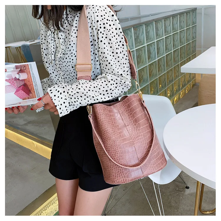 Krokodilmuster Pu Leder Beuteltasche Damen Schultertasche Handtasche_voghion.com