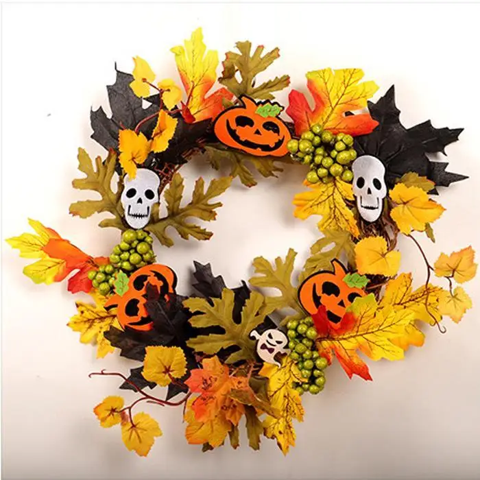 

Leaf Wreath Maple Pumpkin Berry Garland Halloween Props Door Hanging Decor