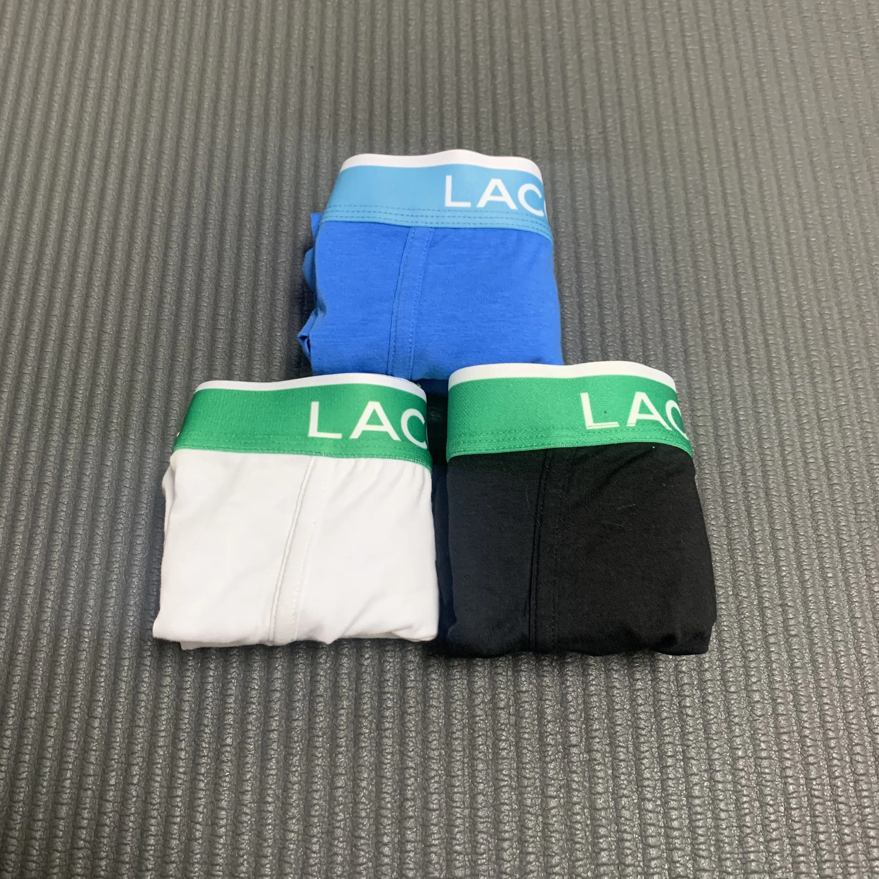 Трусы-боксеры мужские с U-образным выпуклым верхом дышащие из мягкого хлопка |