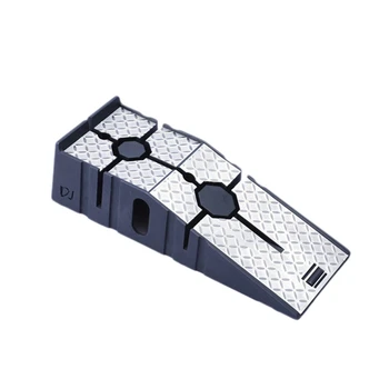 

Simulation Car Tire Repair Slope Pad Step Pad Holder For TRAXXAS SCX10 AXIAL TRX4 RC Car Repair Tool Car Non-Slip Repair Slope