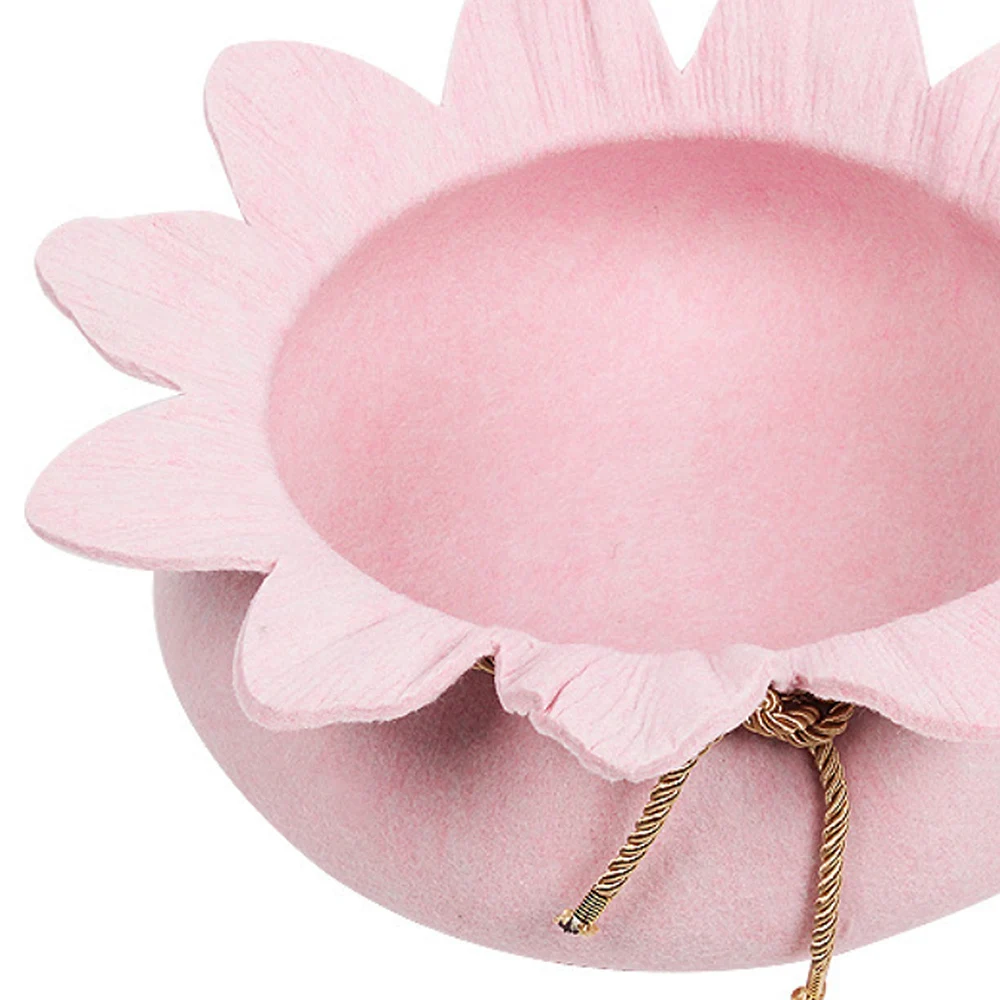 Flower-Shaped Felt Pet Cat Bed Kitty House Nest Bed For Small Dogs Cats Sleeping Four Season Warm Sleeping Bed Pet Products