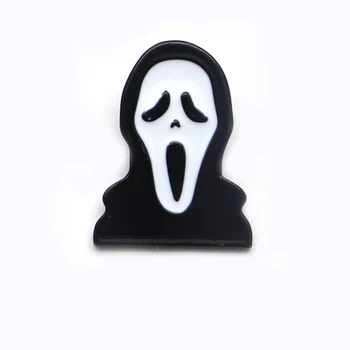 

20pcs/lot Scream Brooches Horror Style Enamel Pin for Boys Girl Lapel Pin Oil Drop Collar Brooches Scarf Buckle S118