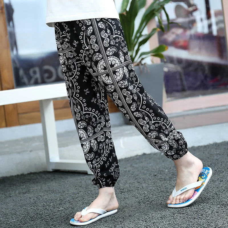 Комар. Комары штанах. Брюки противокомариные. Haglofs mid flex pant. Комары штанах.