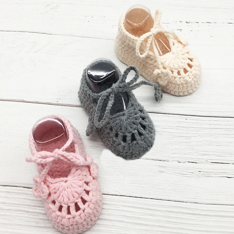 QYFLYXUE Solid color hollowed-out garden shoes lace-up baby shoes summer style