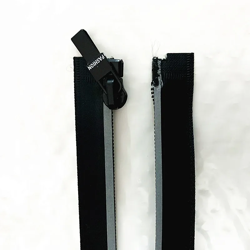 5pcs 20-70cm 3 # coda aperta cerniera in Nylon TPU impermeabile nera cerniera riflettente per esterni, utilizzata per artigianato, borse per cucire,