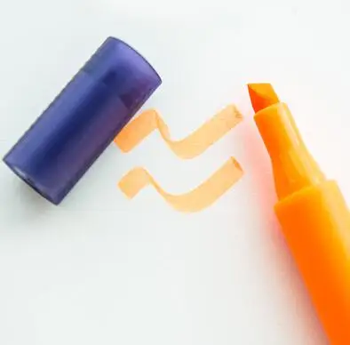 Креативные канцелярские принадлежности треугольный текстовый маркер цветной маркер флуоресцентный одноразовый рисунок ручка школьные принадлежности - Цвет: Orange