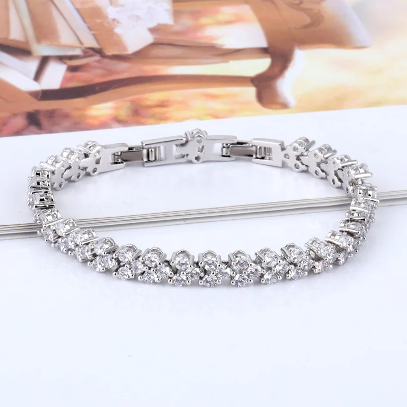 

High quality SWA. European and American fashion AAA sparkling drill Roman Bracelet
