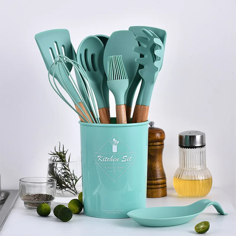 Kitchen utensils with 11 pieces - Wood and silicone - Nonstick