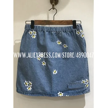 

Women's embroidered denim miniskirt skirt Little Daisy Alphabet Embroidery Young Girl Style Elastic Waist Pack Hip Denim Skirt