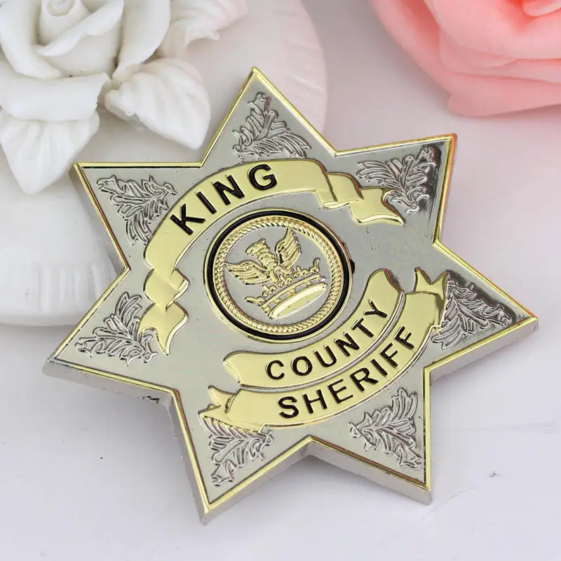 

The Walking Dead Star King County Uniform Sheriff Letter Badge Brooch Gaes Jewelry Cosplay Lapel Pin Brooches Props Accessories