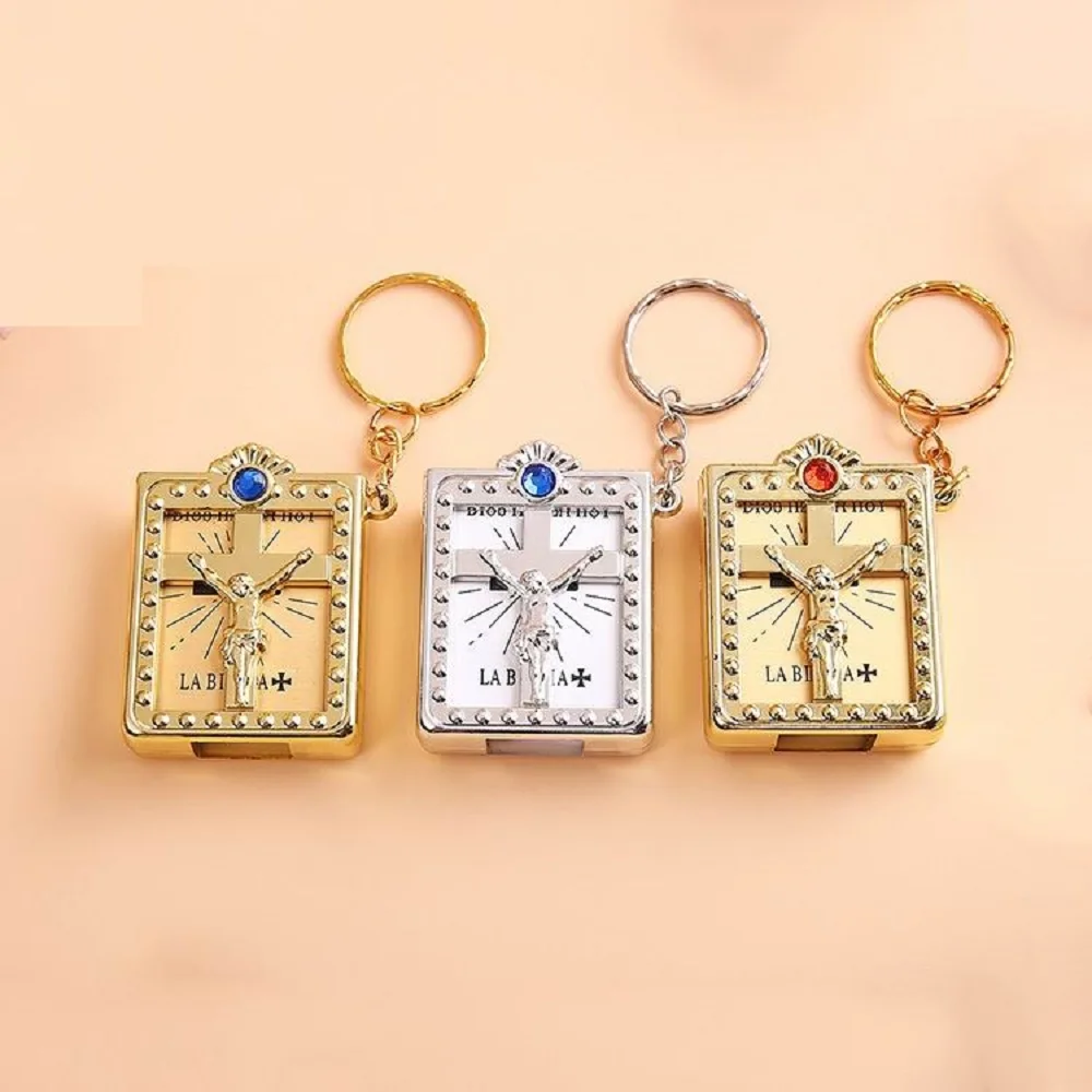 Pop Keychain Toys 20pcs Spanish Real Mini Holy Bible Keychain Catholicism Christian Jesus Cross Keychain First Communion Religion Party Holy gift