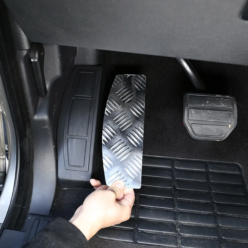 

For Land rover Discovery 3 4 LR3 4 2004-16 Car Styling Aluminum alloy Silver Foot Rest Pedal Pad Cover Stickers Car Accessories