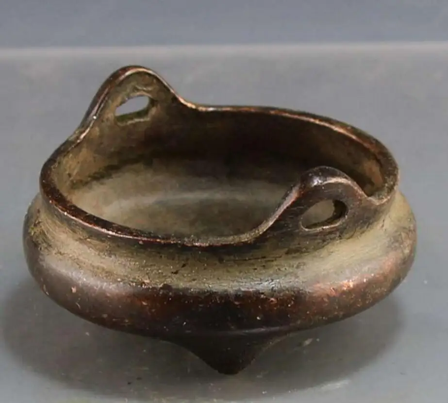 Copper Statue Pure copper used Xuande furnace red ear tripod incense burner small Buddhist utensils crafts | Дом и сад