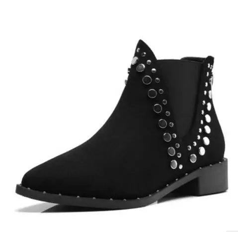 black leather lining Ботинки «Челси» с большими металлическими заклепками; Женские ботинки в стиле панк для верховой езды; зимние ботинки с двойными заклепками; замшевые плюшевые ботинки; большие размеры 482 - Цвет: black leather lining