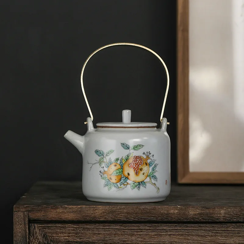 

Chinese Retro Style Handmade Ice Crack Glaze High Temperature Firing Ceramic Teapot Porcelain Tea Pot for Home