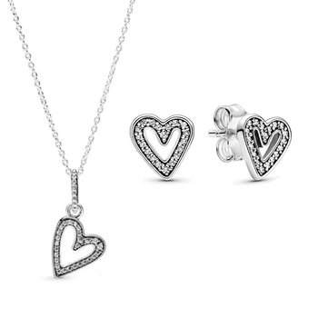 

Kakany 2020 High Quality high quality Sparkling Hand-painted Heart-shaped Pin Earrings Necklace Set Ladies Jewelry Gift