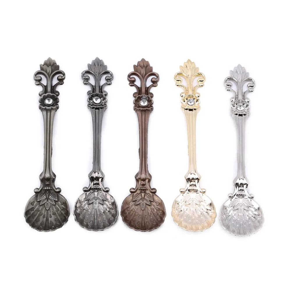 

5 Pcs/Set European Style Coffee Spoon Bronze Carved Cake Dessert Spoon Gift For Home Party Kitchen Tool Accessories Hot Sale