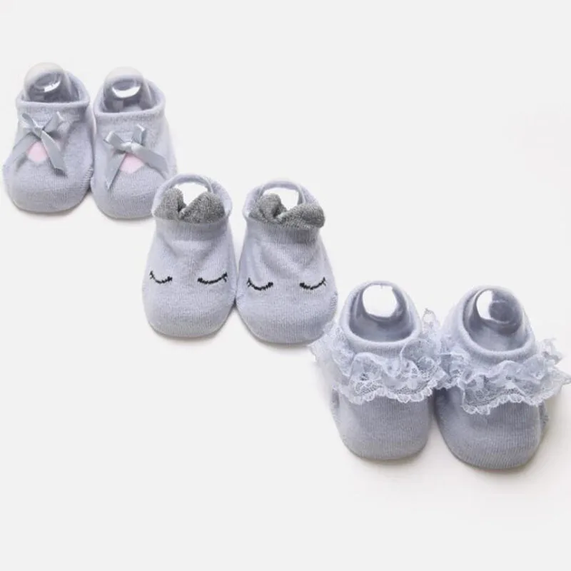 Style 2 gray 3 пары/партия, кружевные носки для новорожденных с цветочным принтом хлопковые нескользящие детские носки-тапочки носки для маленьких девочек с бантом Подарок на весну-лето для девочек - Цвет: Style 2 gray