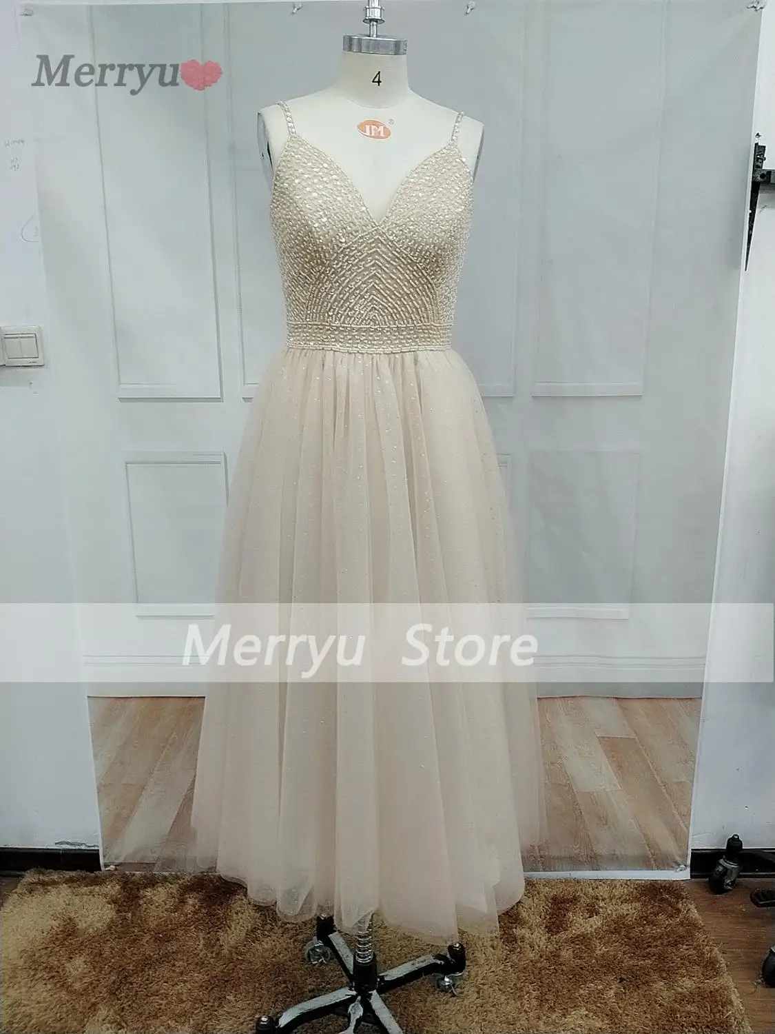 

Champagne V-neck Ankle-length Prom Dresses Spaghetti Straps Illusion Design Beading Crystal Graduation Evening Party Gowns