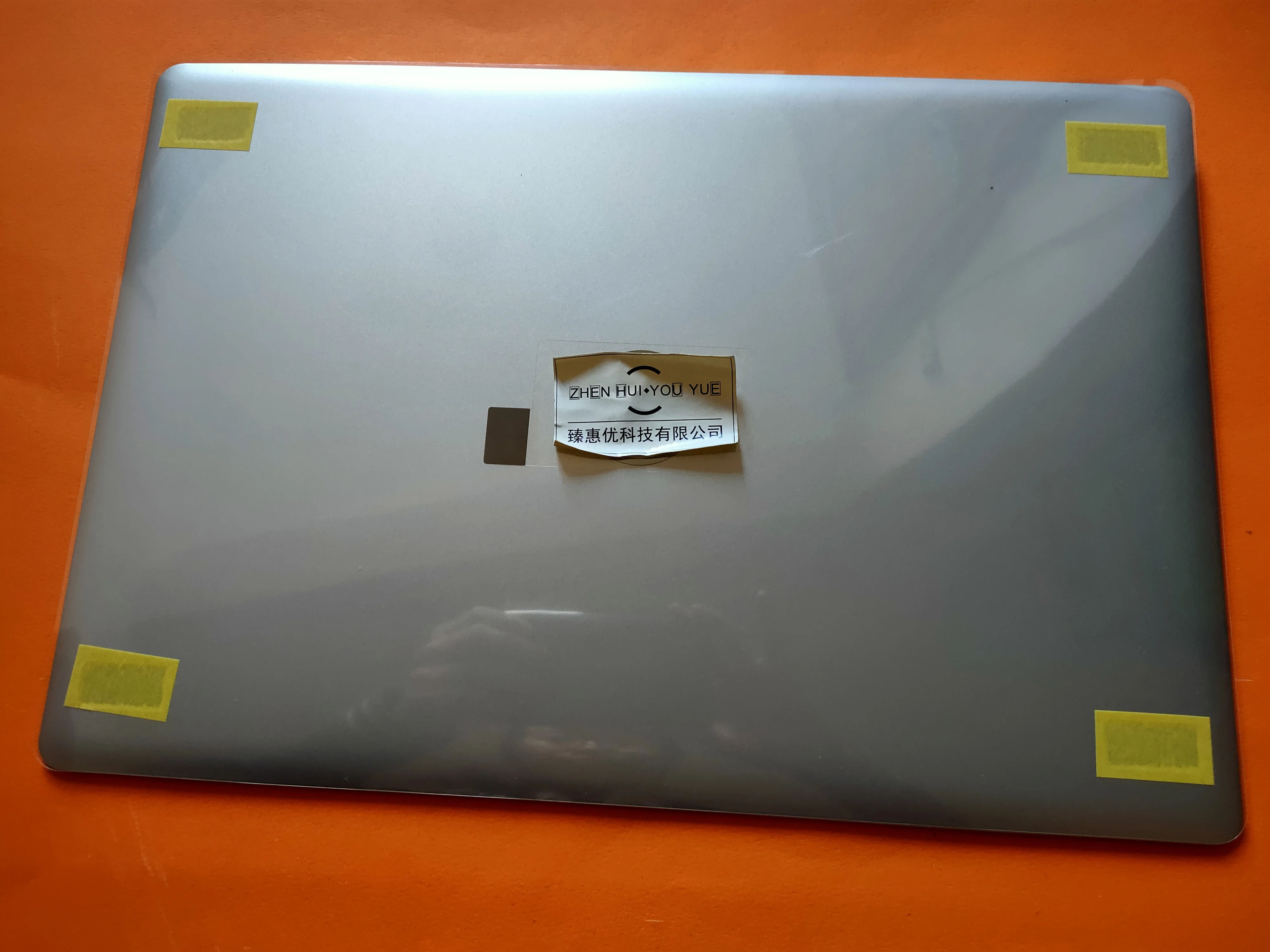 Чехол для DELL Inspiron 15-5570 A 0X4FTD X4FTD