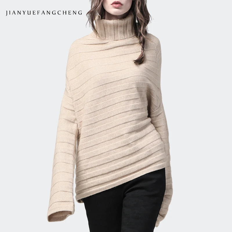Korean Style Women Sweater Fashion Black White Striped O-neck Bat Wing Sleeve Knitted Pullover Plus Size Ladies Autumn Clothes