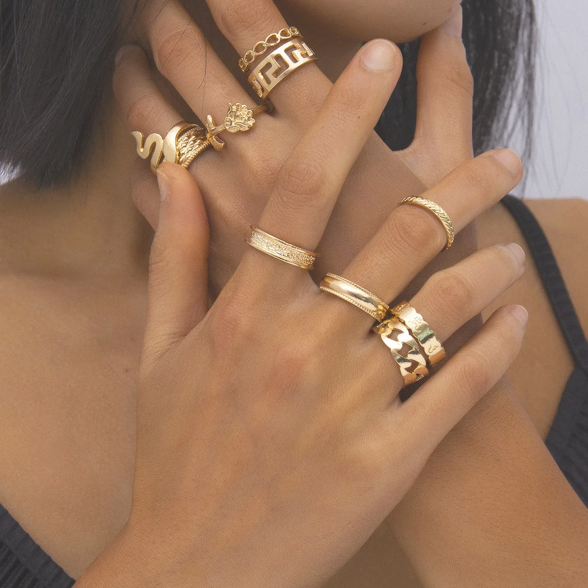 

Multi Match Rings Set Simple Fun Snake Ring Golden Shaped Suit Ring Female Flower Cross Braided Winding Rose Gold Twist Ring