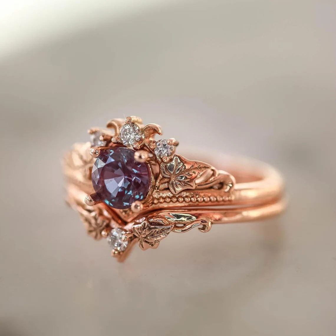 

Elegant Rose Gold Bridal Ring Set Round Cut Gems Crystal Wedding Ring Set Zircon Engagement Ring Cocktail Party Women's Jewelry
