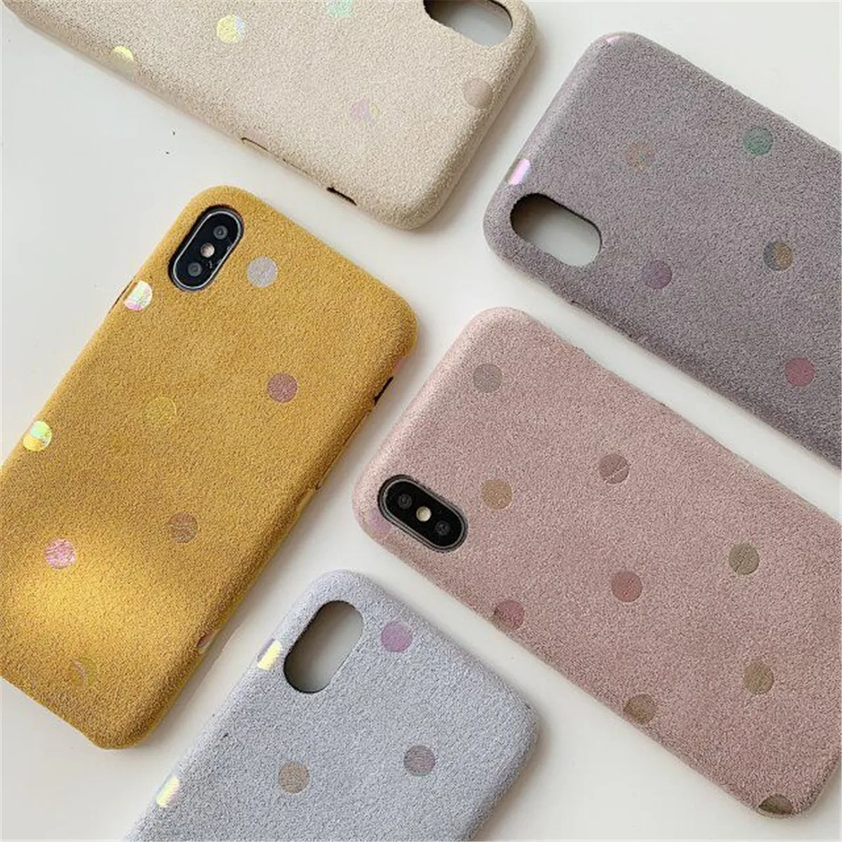 

Retro Winter Plush Wave point dots Simple Phone case for coque iPhone 7 7 Plus 6s 8 Plus X XR 11 Pro xs max case silicone cover