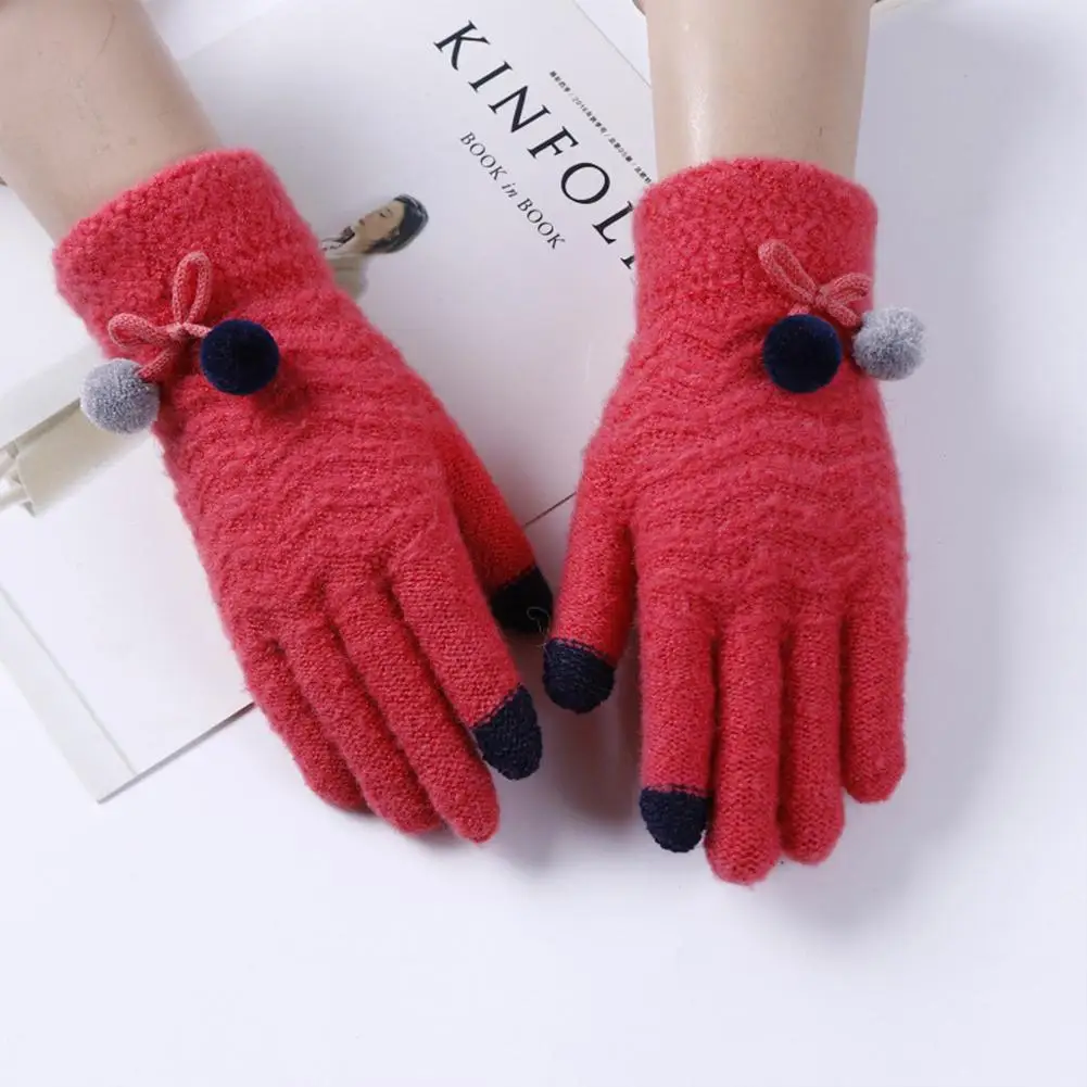 New Women Gloves Knit Gloves with Cute Plush Ball Warm Hands Keeper Lady Touch Screen Gloves Female For Winter - Цвет: red