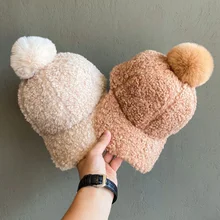 202011-3808673 Winter  pluse cute pompon lady  baseball  hat  women leisure  visors cap