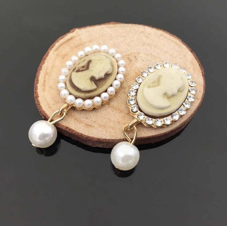 

Hot sale 10pcs 17*38MM beauty avatar button brooches resin wedding rhinestone button clothing Metal DIY accessories