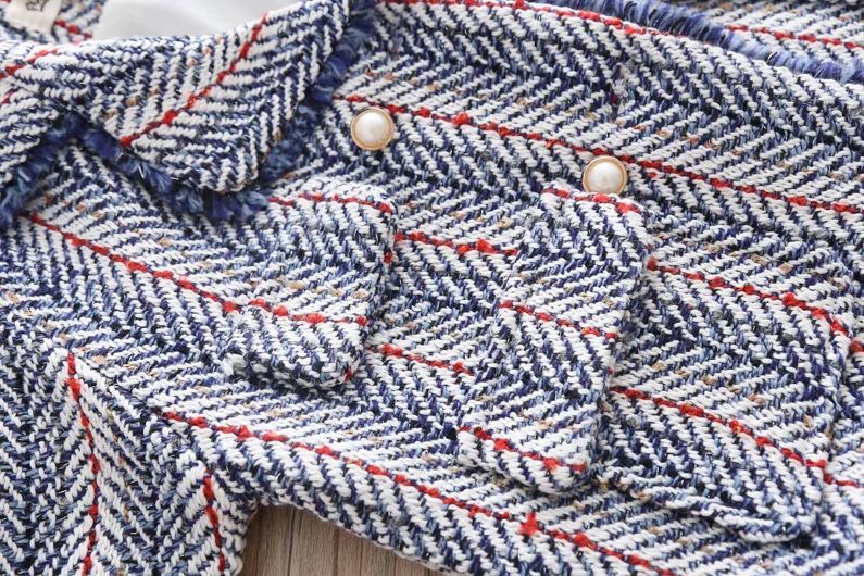 11833657288_938143651