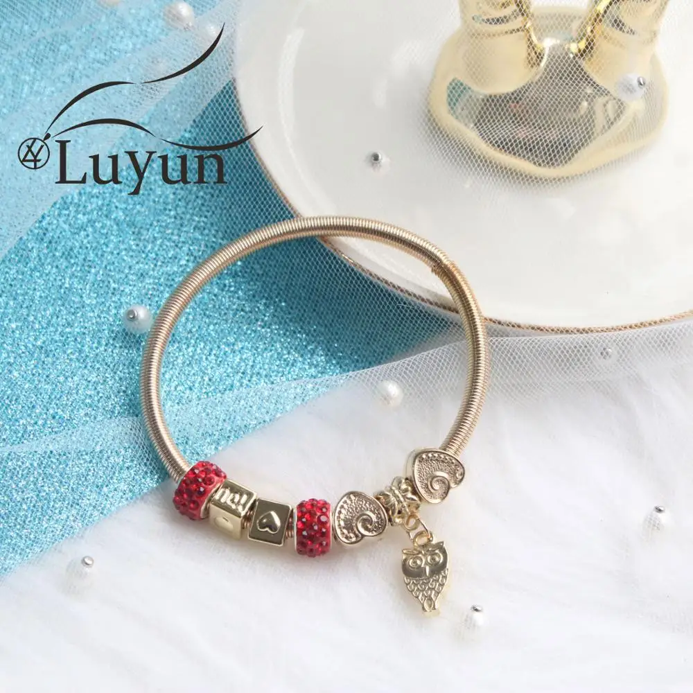 

LuYun Accessories Gift For Woman Or Friends Stainless Steel Rhinestone Multi-element Charm Set Bracelet