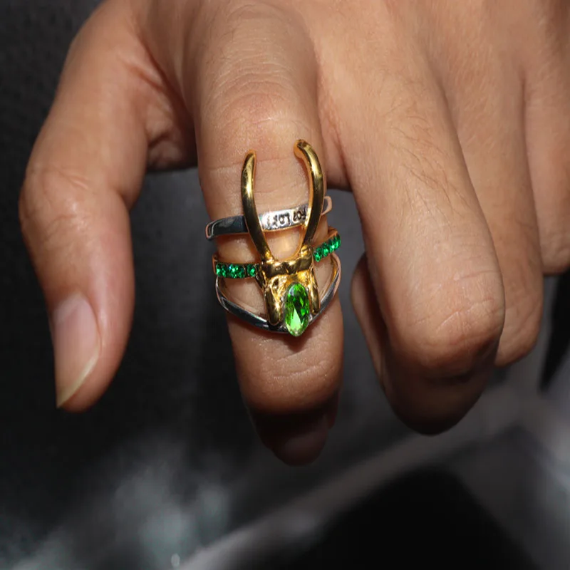 Ring Set Loki Ring Sets for Women Superhero Thor Green Crystal Matching Crown Helmet Rings Stacking Jewelry Unisex Cosplay Accessories