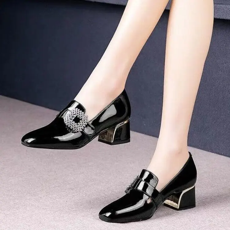 Plus Size Women Pumps Rhinestone Buckle Boat Shoes Patent Leather Dress Shoes Square Toe Ladies Office Shoes zapatos mujer