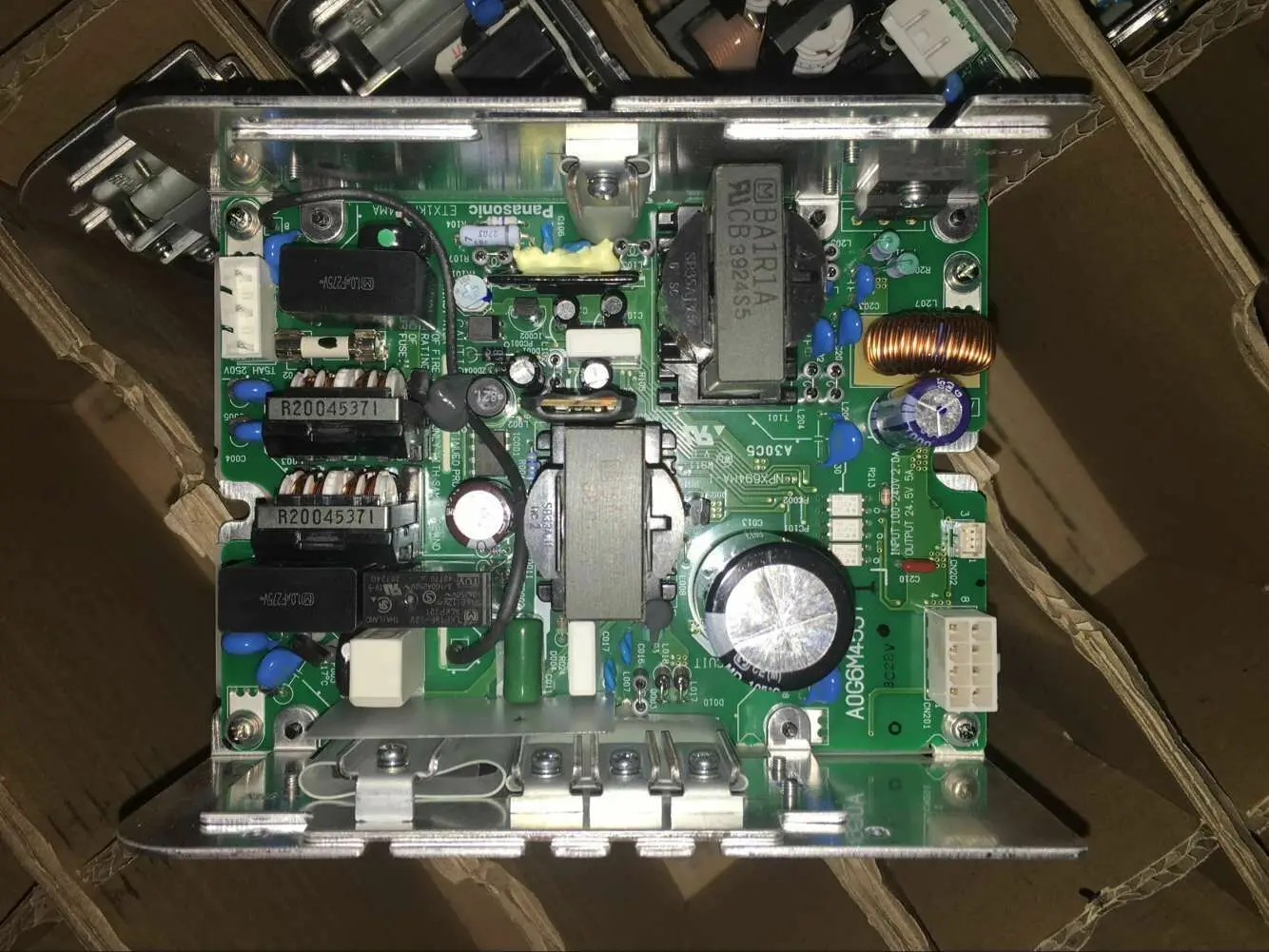 NPX694MA-1 A0G6M453 Мощность 100-240VAC 24,5 V 5A