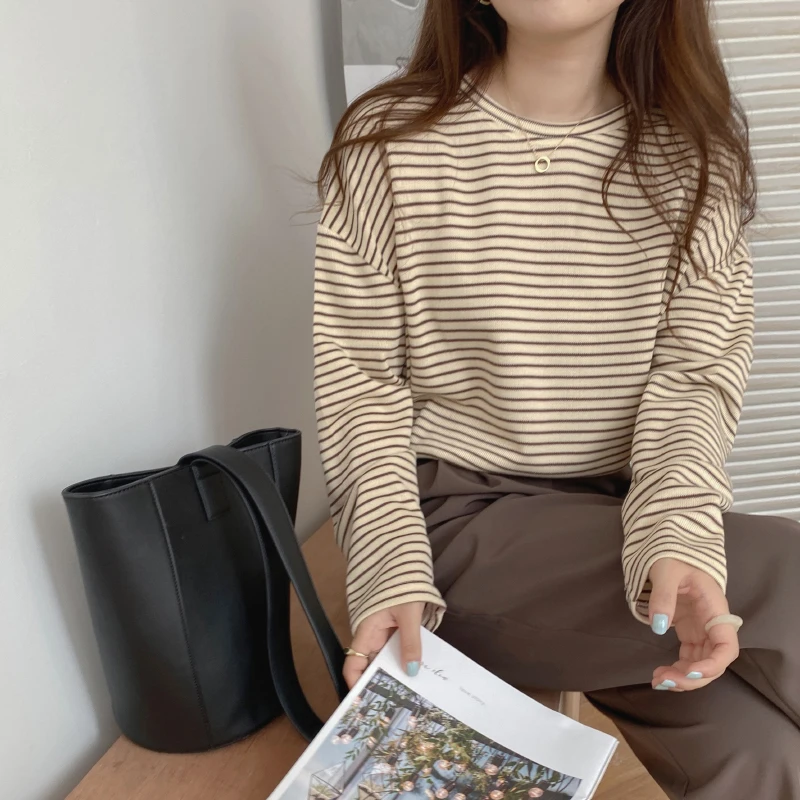 Hc8683869ed914d048e33f0e0022e2d06O - Spring / Autumn O-Neck Long Sleeves Cotton Loose-Fitting Striped T-Shirt