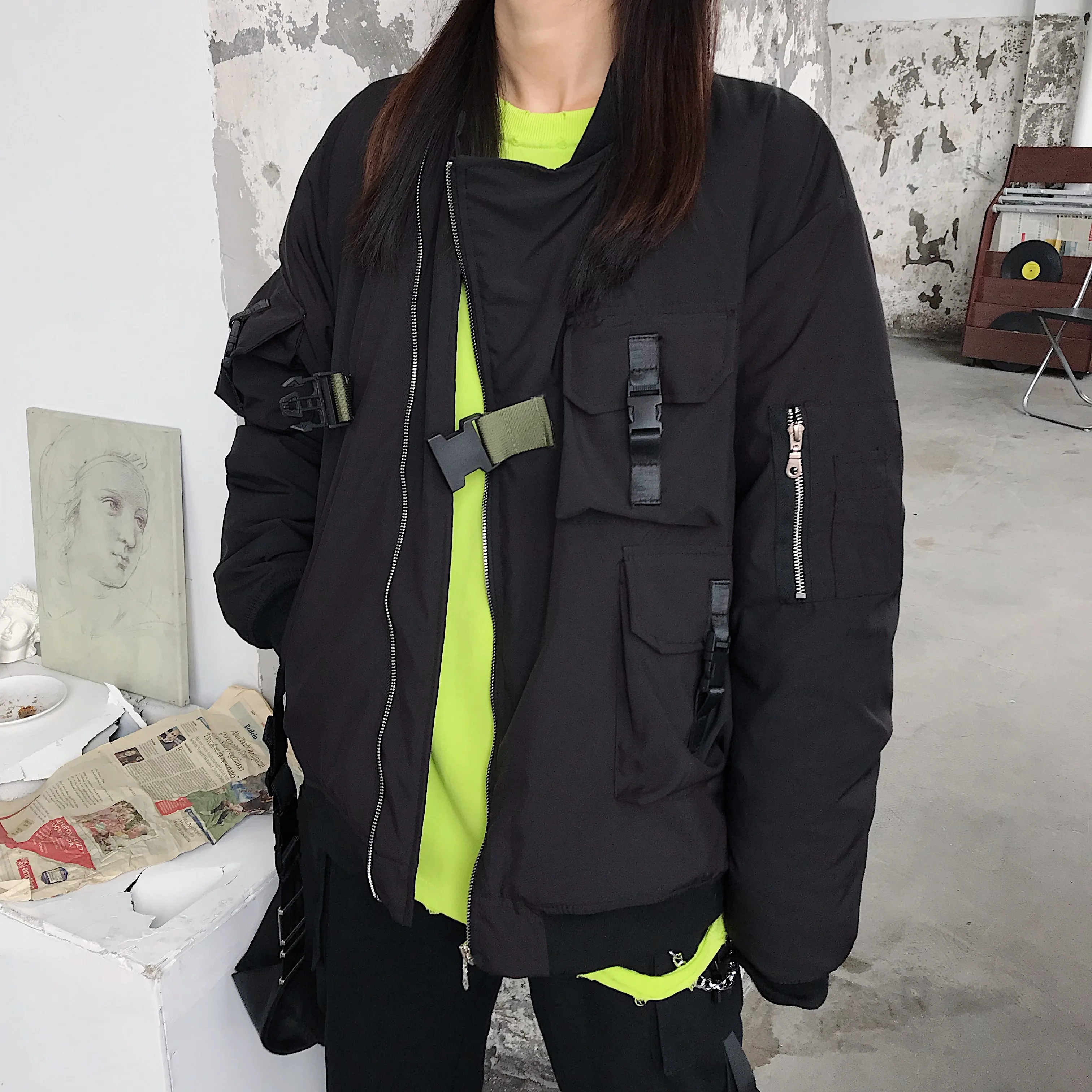 Кибер-панк Techwear куртка на молнии свободные пряжка с карманом Для женщин Рок черная верхняя одежда