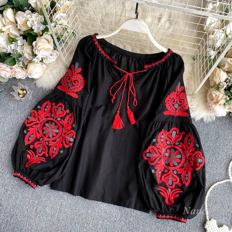 Retro National Style Machine Embroidery Lace-up Tassled V-neck Lantern Sleeve Shirts Top Women Loose All-match Blusas Blouses